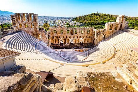 famous landmarks in greece.